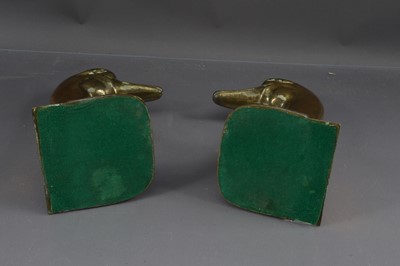 Lot 419 - A vintage pair of Mid-20th Century heavy brass duck's head bookends