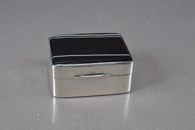 Lot 483 - A late 19th Century silver mounted hard stone pill or snuff box