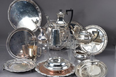 Lot 490 - A quantity of silver plated items