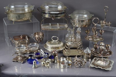 Lot 497 - A quantity of Victorian and later silver plated serve ware