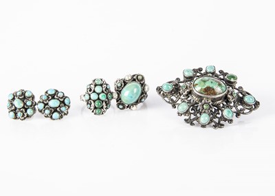 Lot 65 - An Arts and Crafts turquoise openwork brooch