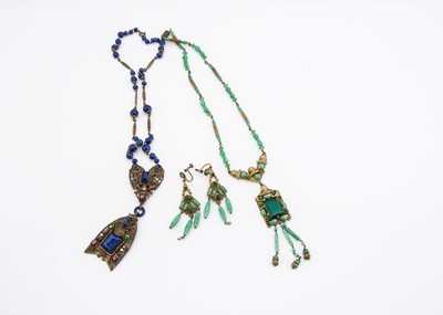 Lot 58 - A Neiger Brothers simulated malachite and emerald art deco necklace and matching earrings