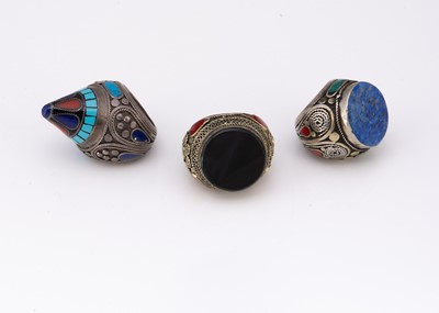 Lot 89 - Three large Middle Eastern white metal gem set decorative dress rings