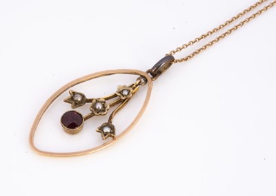 Lot 171 - A 9ct marked Art Nouveau drop pendant