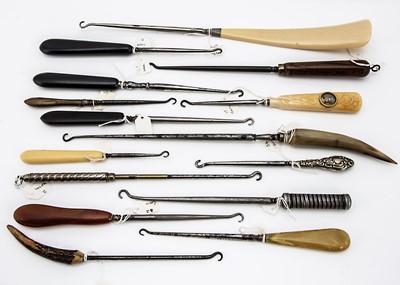 Lot 197 - A collection of 14 various Victorian and later button hooks and shoe horns