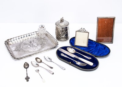 Lot 231 - A small group of Victorian and later silver and other items