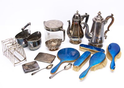 Lot 267 - A collection of silver and silver plated items