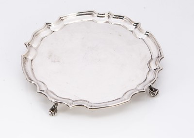 Lot 272 - A 1970s silver card tray