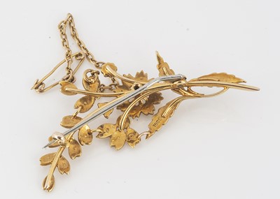 Lot 92 - A 15ct gold seed pearl floral brooch