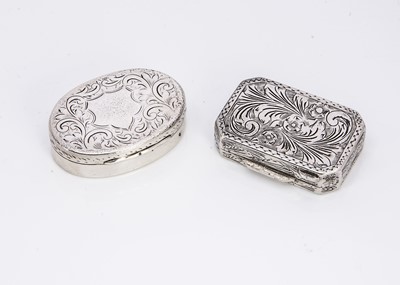 Lot 294 - Two late 19th century pill boxes