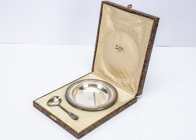 Lot 304 - An Art Deco period French Christening gift