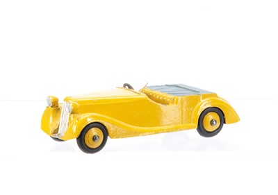 Lot 9 - A Dinky Toys 38b Sunbeam Talbot Sports Tourer