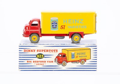 Lot 21 - A Dinky Supertoys 923 Big Bedford 'Heinz' Van