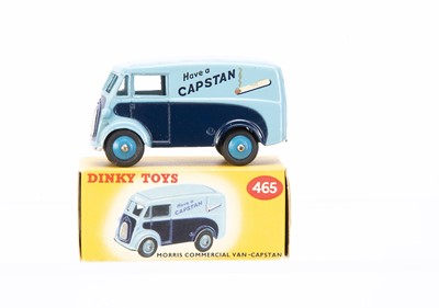 Lot 31 - A Dinky Toys 465 Morris 'Capstan' Van