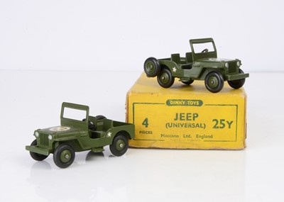 Lot 45 - A Dinky Toys 25y Universal Jeep Trade Box