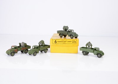 Lot 66 - A Pre-War Dinky Toys 22s Searchlight Lorry Trade Box A2309