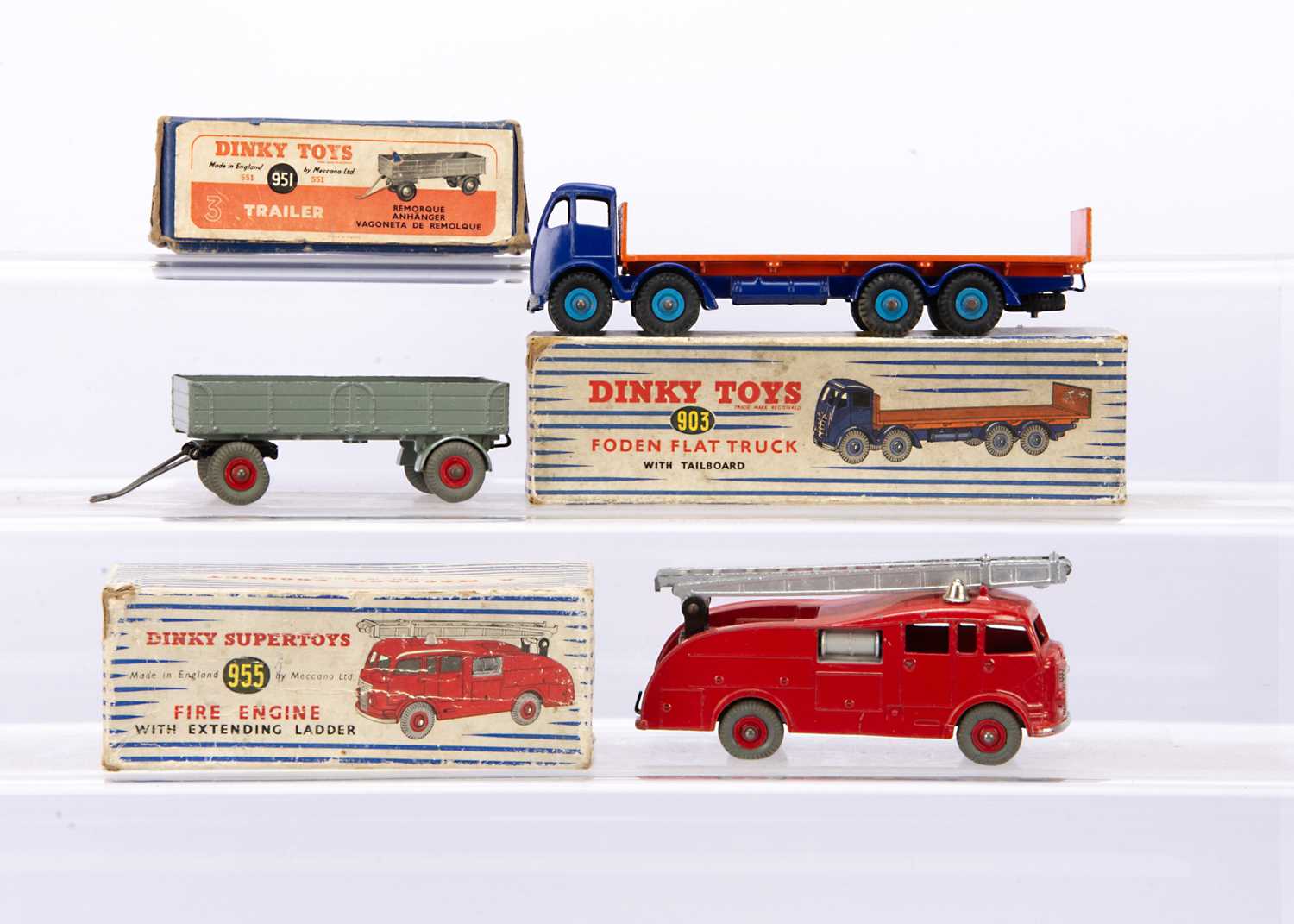 A Dinky Supertoys No. 903 Foden flat truck with tailboard, finished A Dinky Supertoys No. 903 Foden flat truck with tailboard, finished