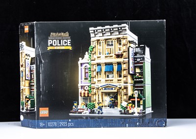 Lot 331 - Lego Modular Buildings Collection Set Police Station 10278 Constructed