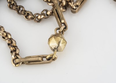 Lot 331 - A gilt metal early 20th Century muff chain