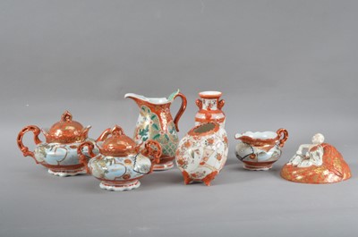 Lot 140 - A collection of 20th century Japanese porcelain red and white items