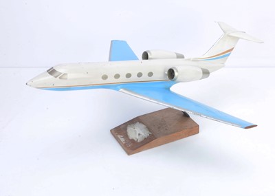 Lot 435 - A 1960's-70's Pacific Miniatures 1:48 Gulfstream II Business Jet Desk Model