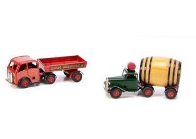 Lot 455 - Tri-ang Minic Tinplate Clockwork Brewery Lorries