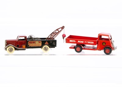 Lot 457 - A Tri-ang Minic Tinplate Clockwork Post-War British Road Services Open Lorry