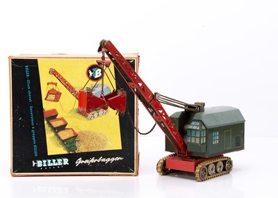 Lot 507 - A 1950's Biller Tinplate Clockwork Clam Shovel Excavator 750