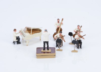 Lot 554 - 6 piece Dance Band