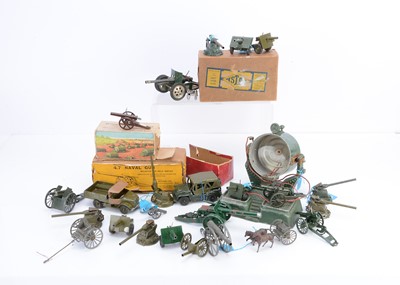 Lot 615 - Guns and howitzers by various makers including Astra and Simon and Rivollet comprising Britains 4.7 inch Naval Gun in just post WW2 corrugated cardboard box