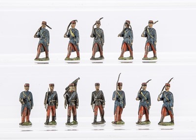 Lot 661 - Unusual 50mm scale hollow cast lead WW1 French soldiers - possibly of French (see Blondieau: Petits Soldats, P 259) or US - Theodore Hahn - manufacture