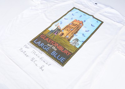 Lot 579 - Glastonbury T Shirt / Peter Blake Signature