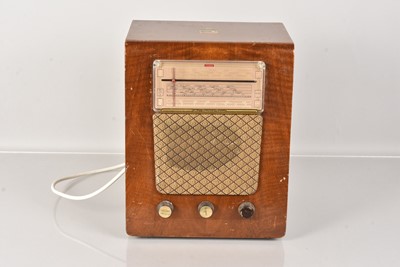 Lot 8 - A HMV Main Radio Receiver