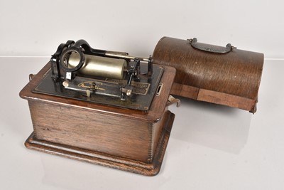 Lot 27 - An Edison Two-Minute Standard Phonograph