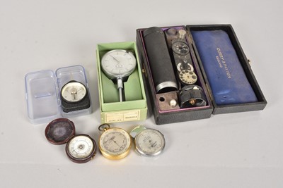 Lot 196 - An assortment of various items