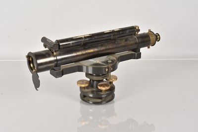 Lot 272 - An early 20th Century Surveyors Level