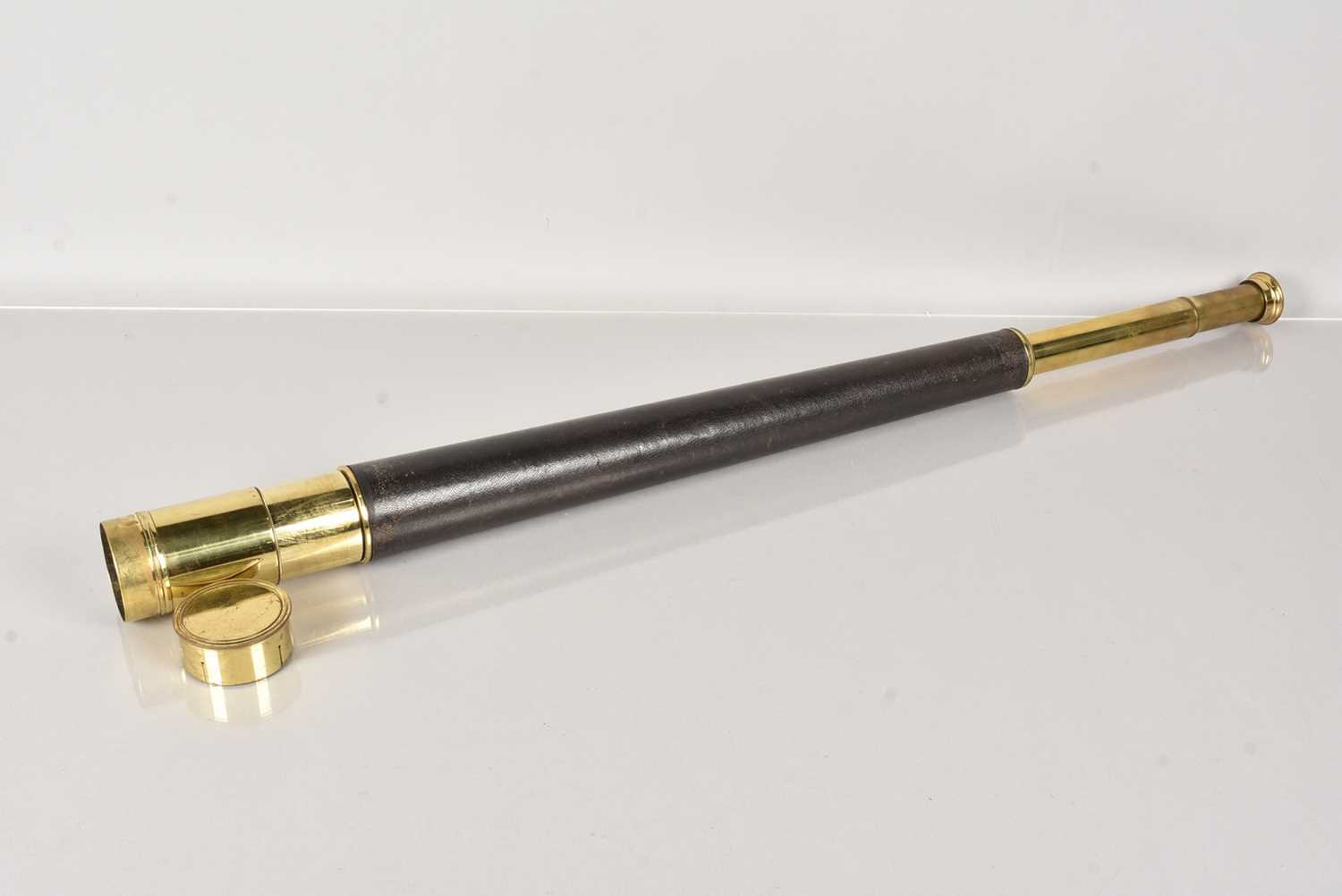 Lot 275 - A two draw Telescope by Enbeeco of London