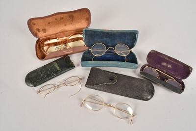 Lot 295 - A group of four vintage spectacles