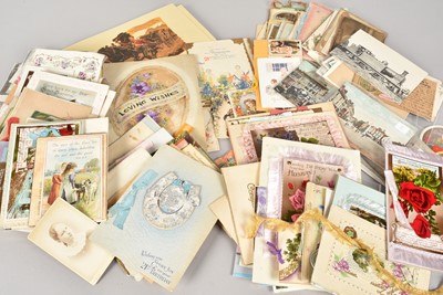 Lot 324 - Antique Greeting Cards