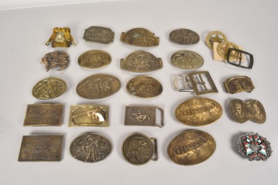 Lot 361 - An assortment of Western Cowboy belt buckles