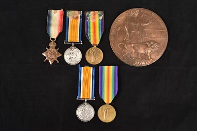 Lot 702 - A WWI Family Group