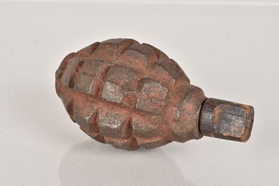 Lot 772 - An inert WWI French F1 hand grenade