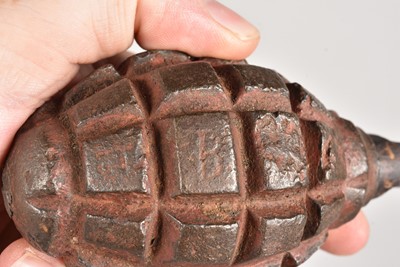 Lot 772 - An inert WWI French F1 hand grenade