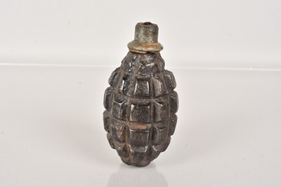 Lot 774 - An inert WWI French F1 hand grenade