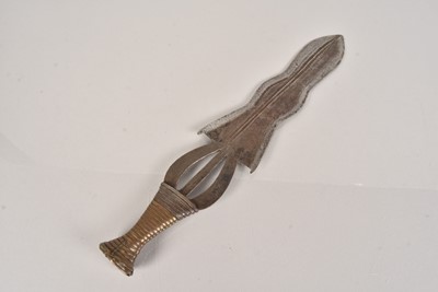 Lot 847 - A Congo Poto Club knife