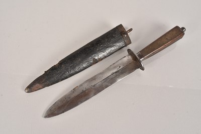 Lot 853 - A Continental Style Bowie Knife