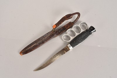 Lot 854 - A WWI Clements Fighting Knife