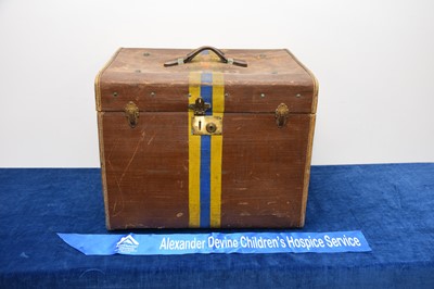 Lot 26 - An early 20th century square canvas travel case