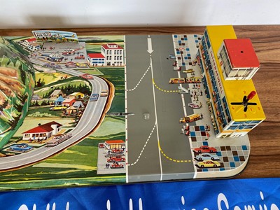 Lot 36 - A vintage Technofix tinplate No. 309 international Airways set