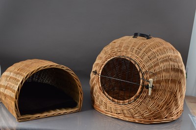 Lot 137 - A large wicker cat basket